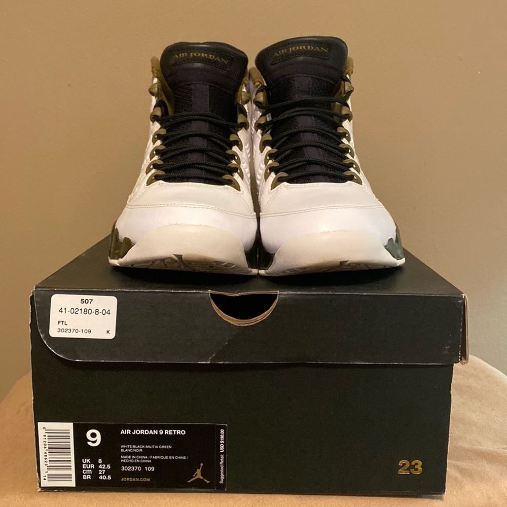 Air Jordan 9 Retro